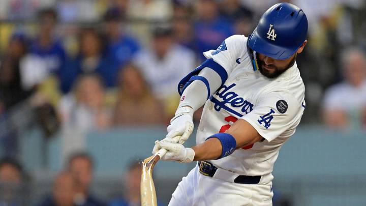 Ex-Dodgers starter opens up about being left off MLB Playoff roster