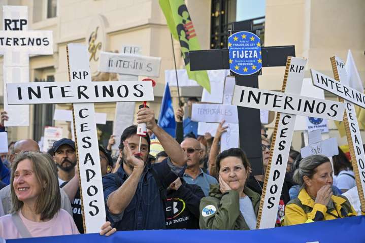 El abogado general de la UE regaña a España por no tener ni medidas ni sanciones efectivas contra el abuso de los interinos