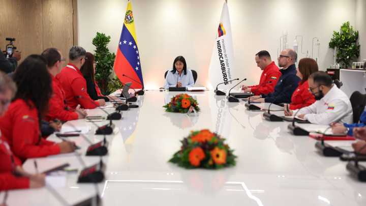 Delcy Rodríguez lidero reunión con personal de Intevep y PDVSA a fin de robustecer el sector de hidrocarburos