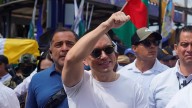 Presidente de Ecuador sale ileso de ataque a balazos a su caravana, confirma ministra
