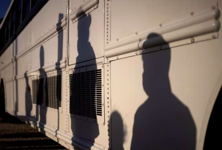 El régimen de Donald Trump se prepara para ofrecer dinero a adolescentes migrantes no acompañados para que abandonen voluntariamente Estados Unidos