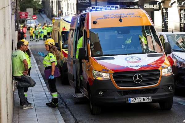 Four Dead As Six-Story Madrid Building Collapses During Renovation