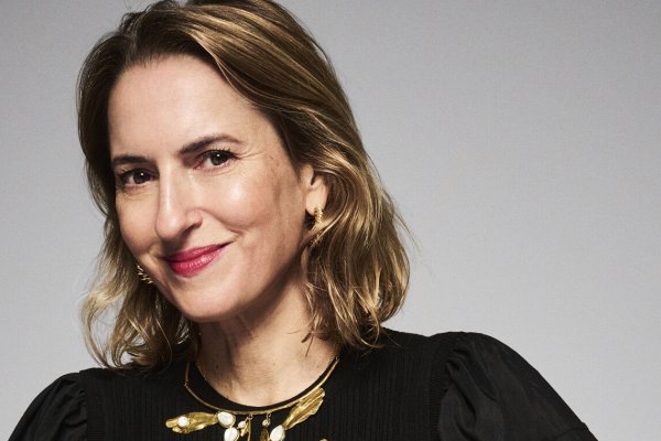 Christine d'Ornano, co-fundadora de Sisley: "Cuando el cerebro percibe excitación, miedo o vergüenza, la piel responde y ahora podemos armonizar esa reacción y traducirla en bienestar"