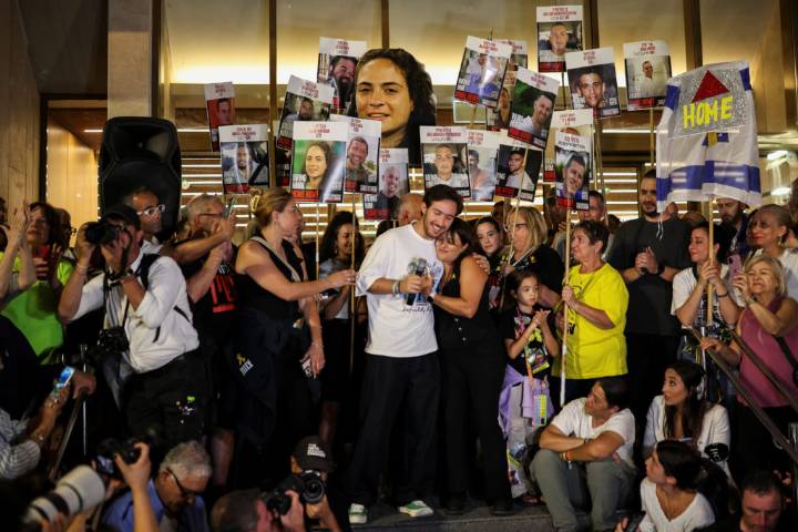 Israeli Cabinet approves 'outline' of deal to release all remaining hostages held by Hamas