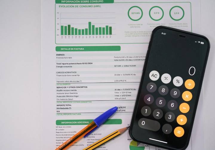 El apagón multiplica la factura de la luz de las familias españolas y se sitúa entre las más caras de Europa