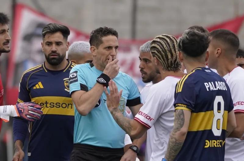 VIDEO| Polémica en Barracas: todo Boca reclamó una trompada a Merentiel