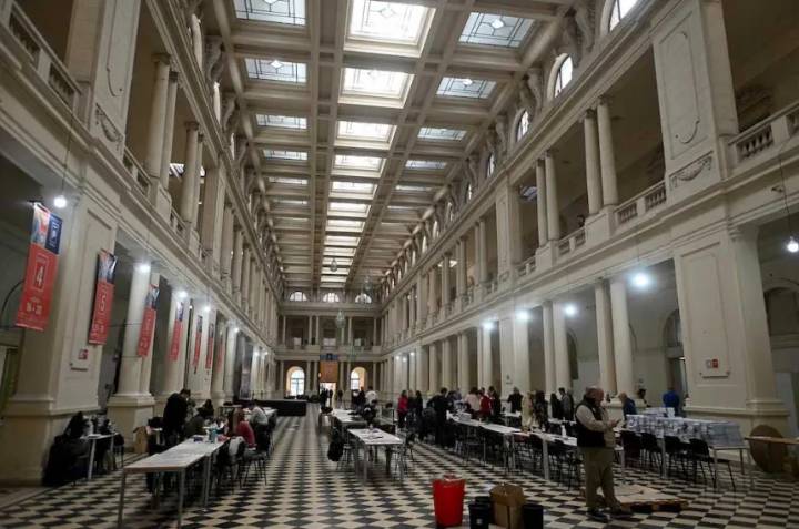 Comineza el escrutinio definitivo con ocho provincias en el foco