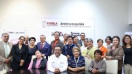 Gobierno de Puebla reconoce a trabajadores con más de 30 años de servicio