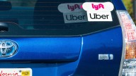 Newsom Signs Bill Giving Uber and Lyft Drivers Right to Unionize