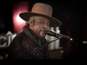 Remembering D'Angelo: Neo-Soul's Shining Star Dimmed