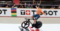 Harrie Lavreysen culmina su histórica faena en Santiago con su vigésimo oro en el cierre del Mundial de Ciclismo de Pista