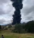 Volcadura de pipa en límites de Puebla y Edomex deja vehículos y casas afectadas en la México