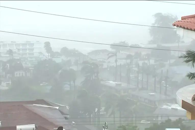 El huracán Melissa ya impactó en Jamaica con vientos catastróficos y categoría 5: videos