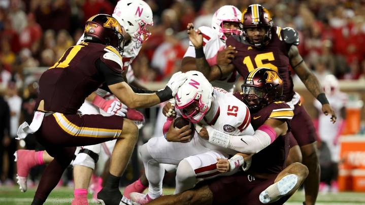 Minnesota beats No. 25 Nebraska 24-6, sacking Dylan Raiola 9 times