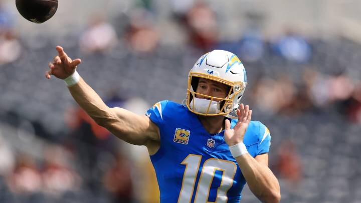 Commanders' penalty leads to Chargers' opening touchdown
