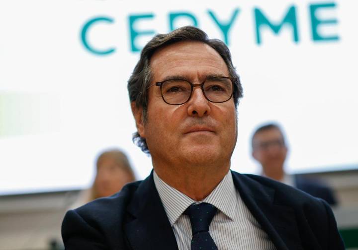 Garamendi anuncia que CEOE abandonará la mesa para la reforma del despido ya que la «premisa principal no es cierta»