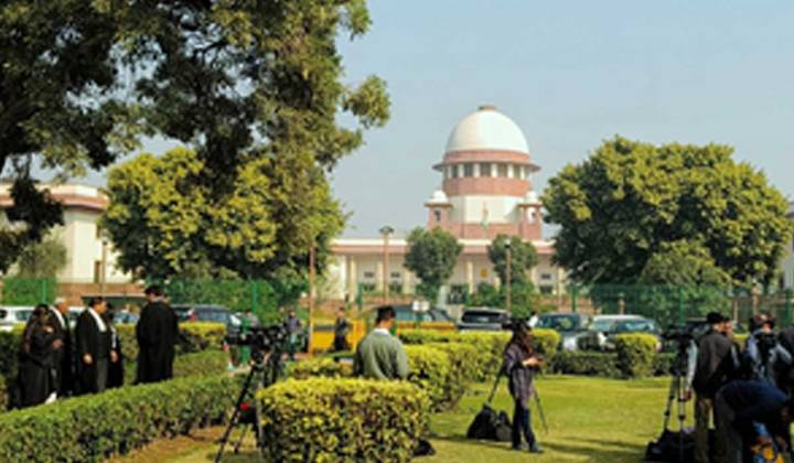 Shiv Sena symbol row: Supreme Court to hear Uddhav Thackeray’s plea on November 12