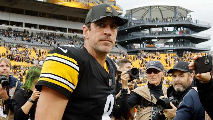 Steelers urged to trade for disgruntled $96m Eagles star as Mike Tomlin hones in on new Aaron Rodgers weapon