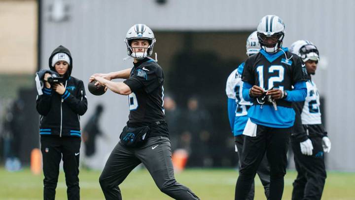 Panthers sign quarterback Mike White to the active roster