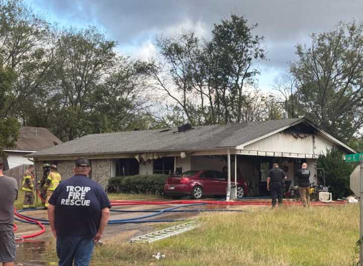 Heroic 20-year-old saves relative from house fire in Troup