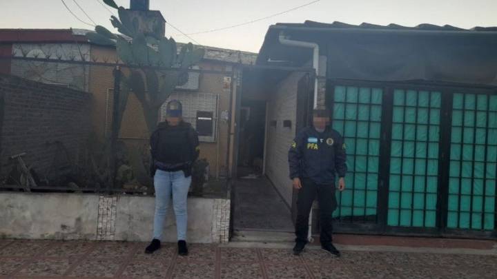 Un inspector municipal fue detenido tras amenazar a un abogado en un audiencia imputativa