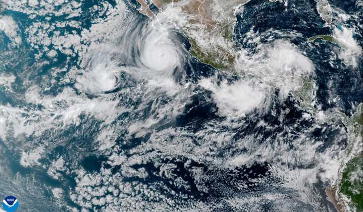 México avisa de la formación de la tormenta Raymond frente a costas del estado de Guerrero