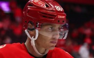 NHL News: Patrick Kane, Red Wings breathe sigh of relief after Todd McLellan’s injury update on star teammate