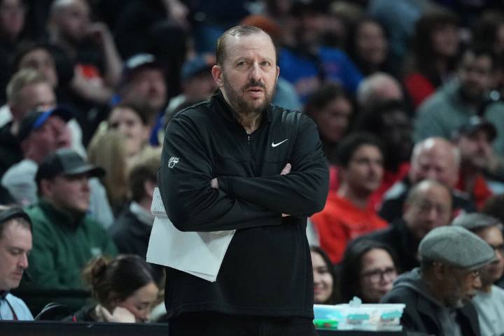 Tom Thibodeau’s Inner Circle Confirm Knicks’ Unfair Treatment Amid Ex-HC’s Celtics Visit Tom Thibodeau appearing to the Celtics practice doesn't seem surprising after sources close reveal bitter feeli