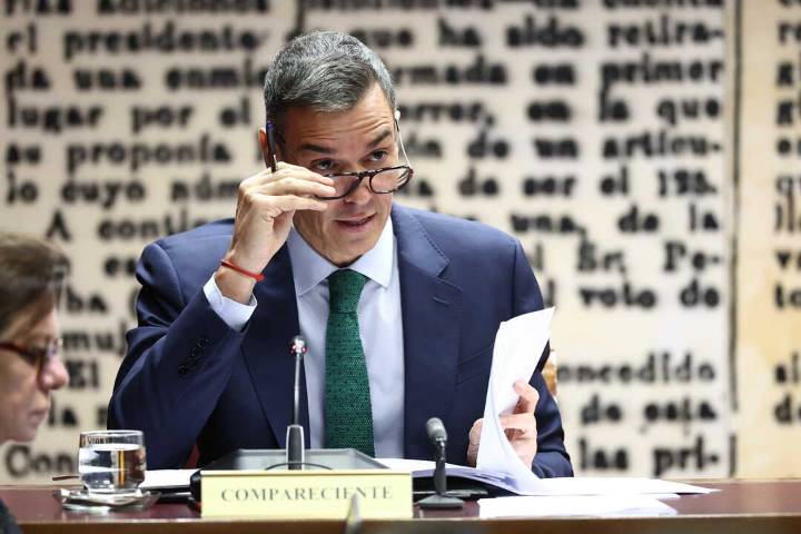 Sánchez admite pagos en metálico del PSOE aunque niega cantidades superiores a mil euros