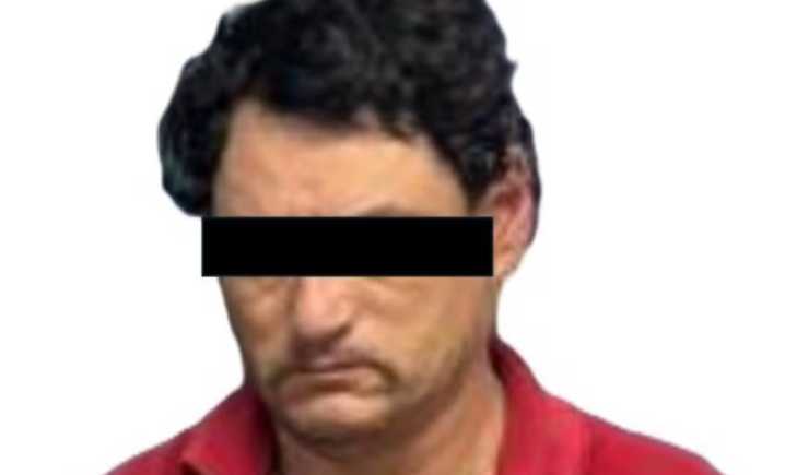 Detienen a conductor de tractocamión con 14 fusiles en Ímuris