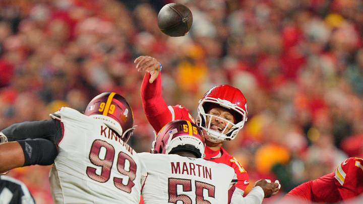 Chiefs QB Patrick Mahomes’ luck keeps getting worse with Travis Kelce