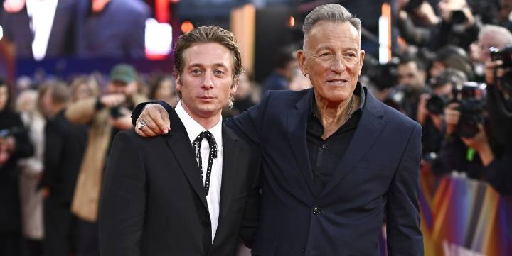 Bruce Springsteen: Biography, Musician, Grammy Winner