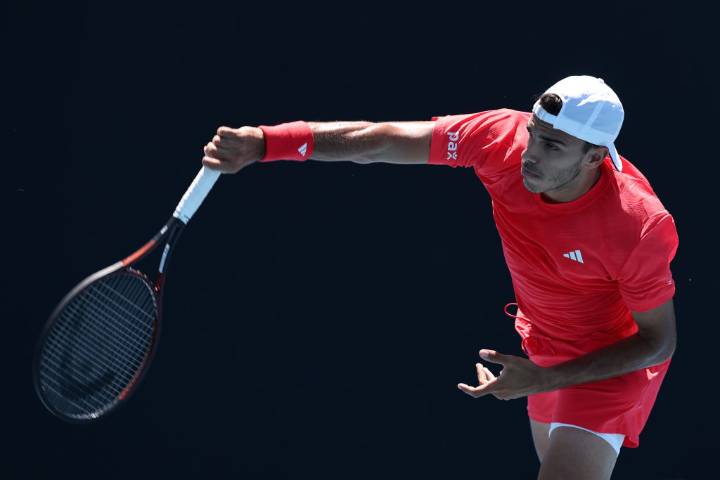 Etcheverry y Cerúndolo avanzan en el ATP de Viena y mantienen viva la ilusión argentina en Europa