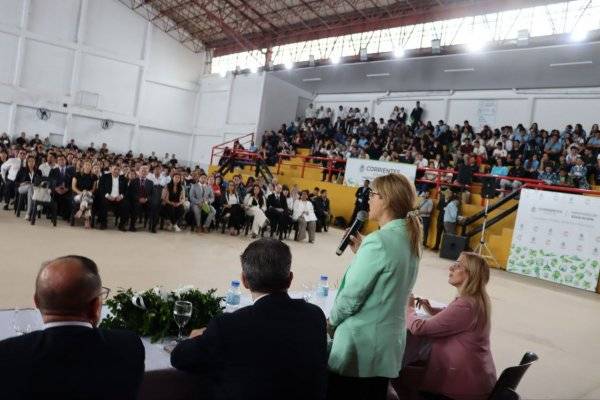 Más de mil docentes participan del Congreso de Educación Física en Corrientes