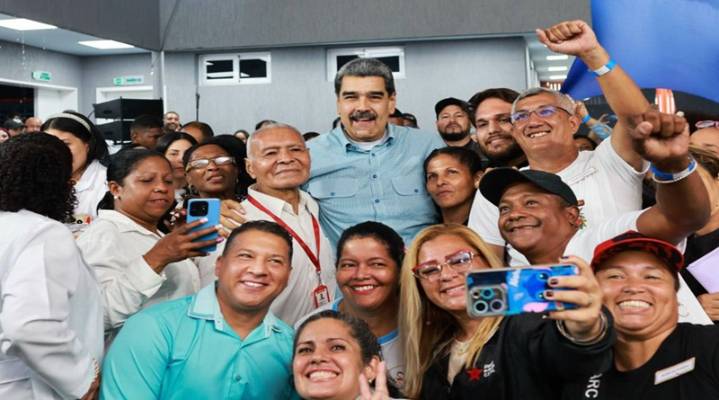 Maduro entrega Residencia La Viñeta a la Gran Misión Abuelos de la Patria
