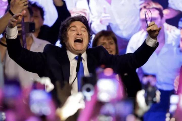 Sorpresiva victoria de Milei fortalece posición de su partido en el Congreso