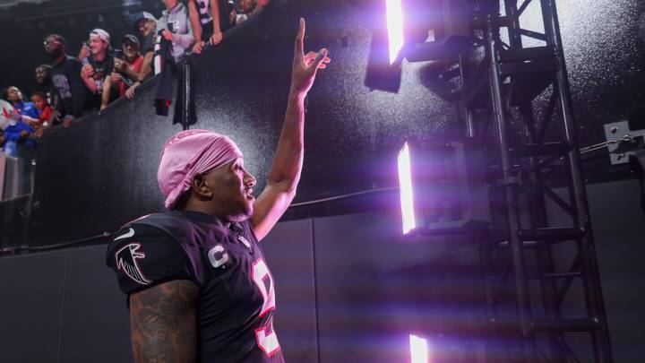 Falcons take No. 1 defense, No. 2 offense into Sunday Night Football