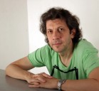 Alejandro Pereyra: “Escribir es jugar, incluso corregir”