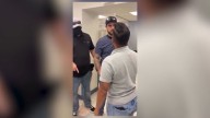 Concejala de Chicago denuncia que ICE la esposó cuando intentaba visitar a un detenido en un hospital