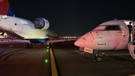Chocan dos aviones mientras hacían maniobras en tierra en Nueva York