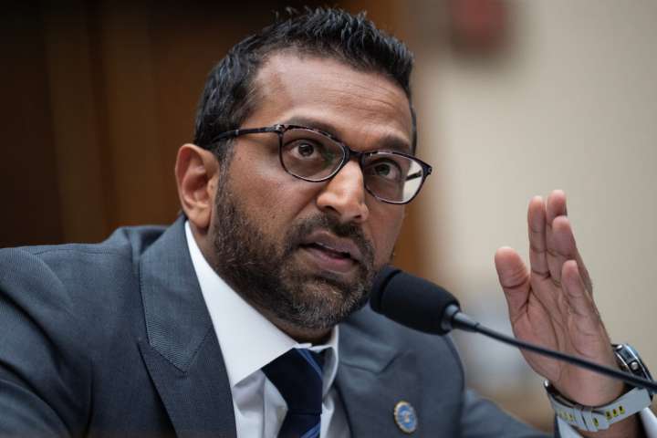 Senate panel approves step on new FBI headquarters plan