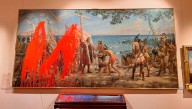 Vandalizan un cuadro de Colón en el Museo Naval en protesta por la celebración del 12 de octubre