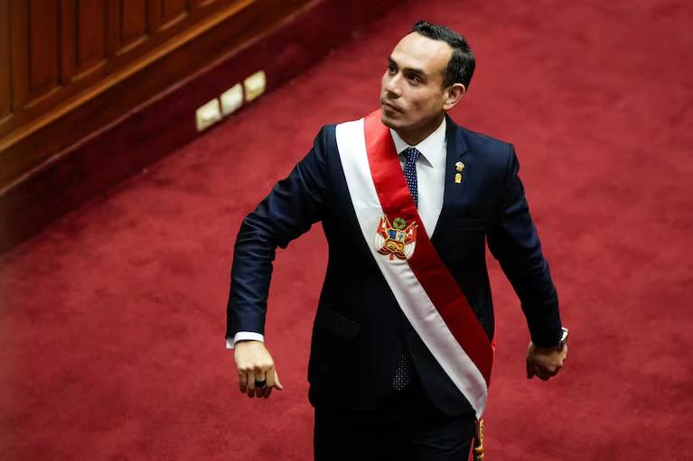 José Jerí asume la presidencia interina del Perú tras la vacancia de Dina Boluarte