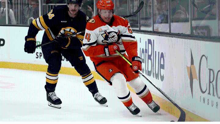 Granlund gets NHL career-high 5 points, Ducks recover to defeat Bruins