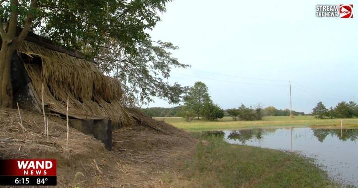 Local Ducks Unlimited volunteers build new blind for disabled hunters near Clinton Lake