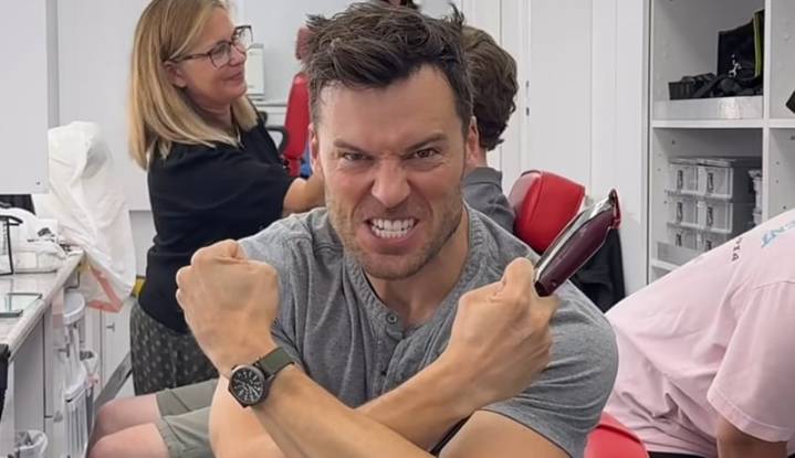 Hallmark’s Peter Mooney Does His Best Wolverine Impression for Co-Star Sarah Drew – Watch Now! | Peter Mooney