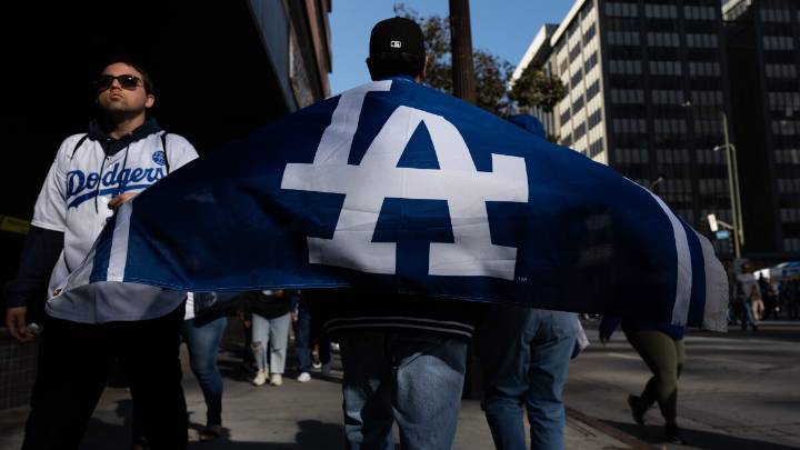 World Series Game 5: Dodgers look for win before series returns to Blue Jays home field