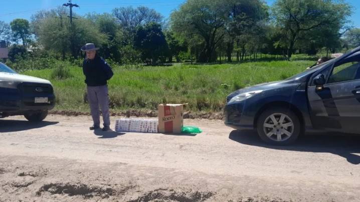 Margarita Belén: interceptaron un vehículo qie llevaba una carga ilegal de cigarrillos