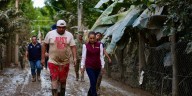 Siguen 119 caminos y puentes afectados por lluvias: “hay comunidades que no tienen paso terrestre”, anuncia Sheinbaum