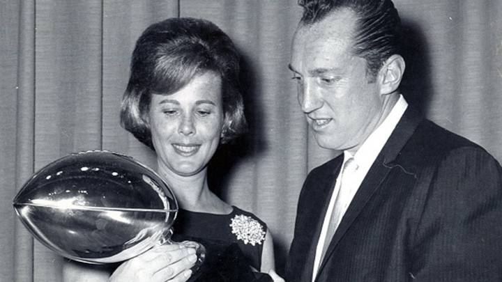 Carol Davis, widow of longtime Raiders owner Al Davis, dies at 93